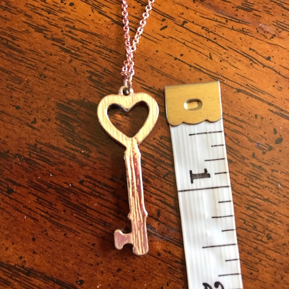 Forever 21 Heart Key Necklace - Picture 8 of 8